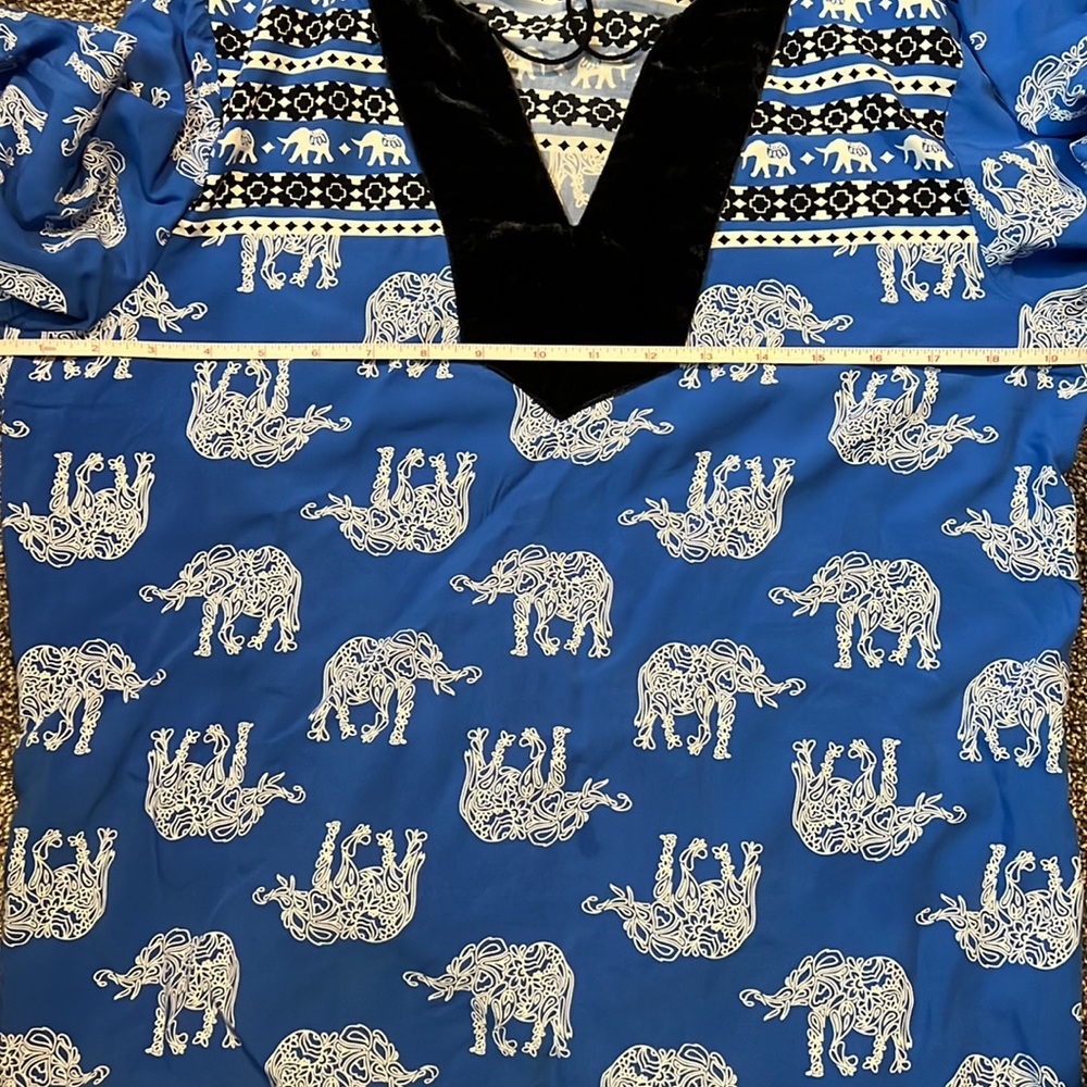 Crown & Ivy Top boho style Velvet Trimmed size petite medium EUC. - Picture 7 of 14